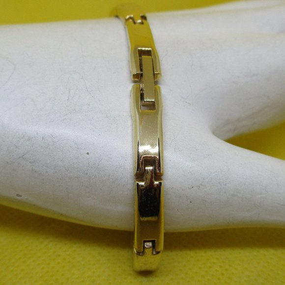 Moonglow Gold Tone Panel Sectional Bracelet White Moonglow Lucite Bars Gold Tone - Picture 4 of 10